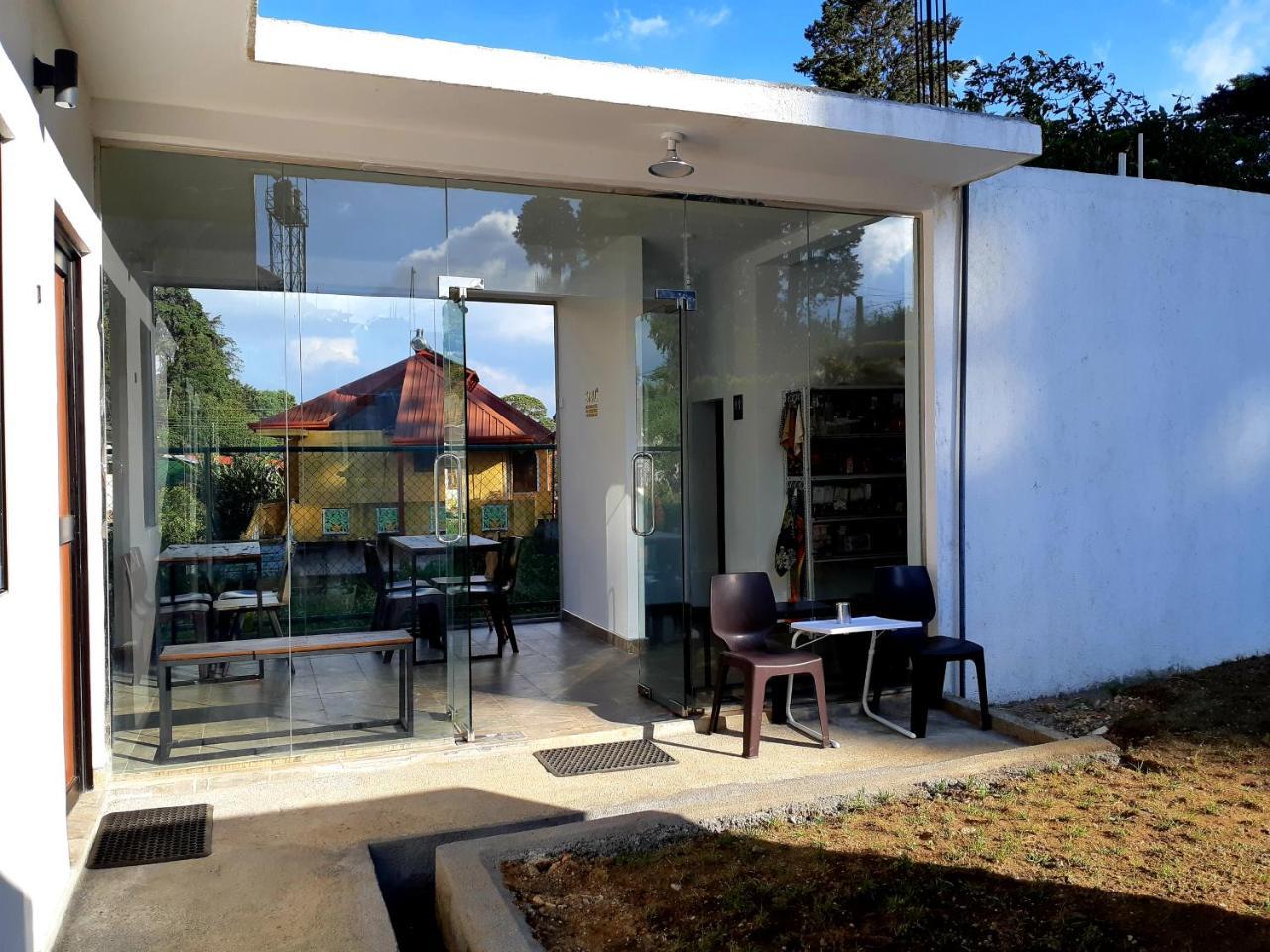 Siril Guesthouse Hostel Nuwara Eliya Exteriör bild